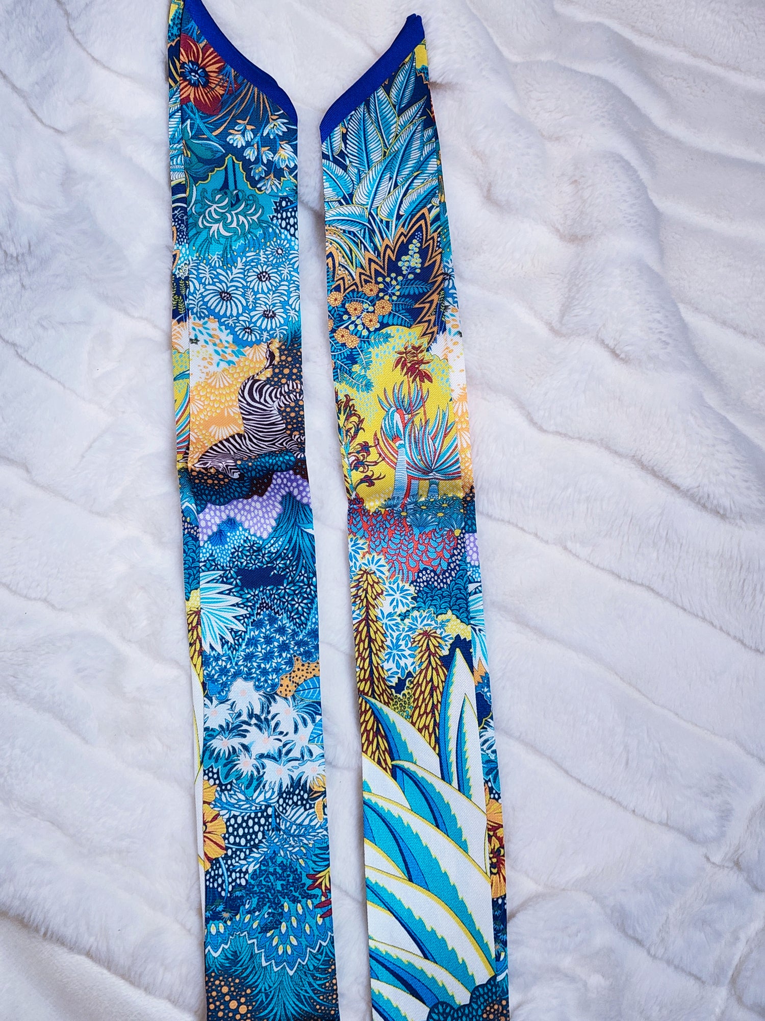 Scarves/Wraps/Twillys