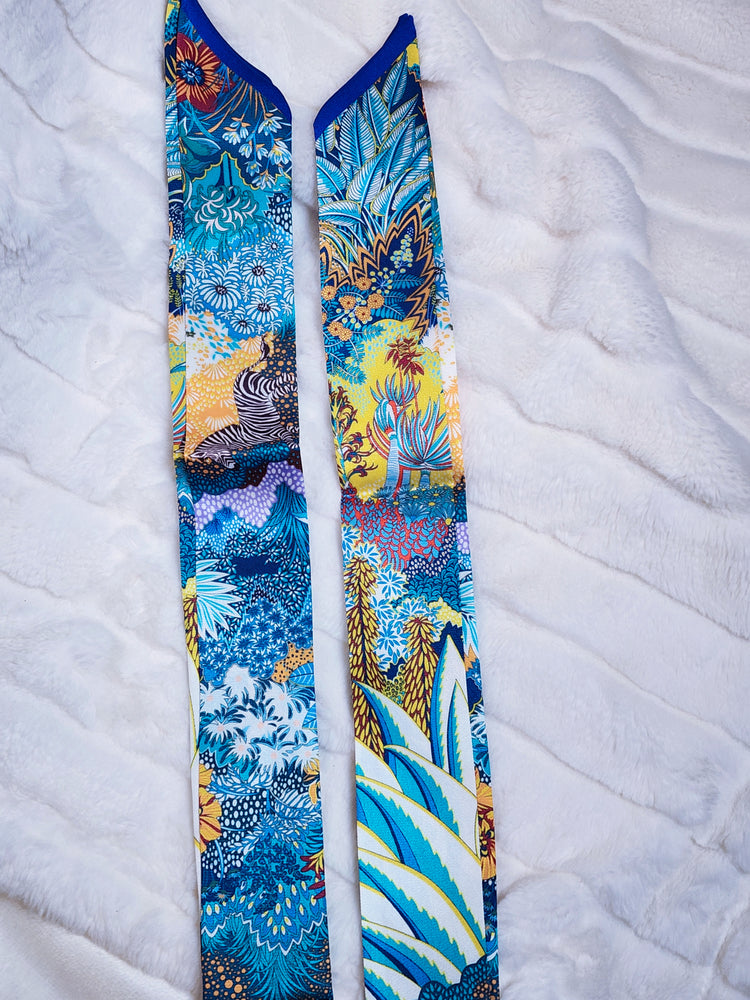 Scarves/Wraps/Twillys