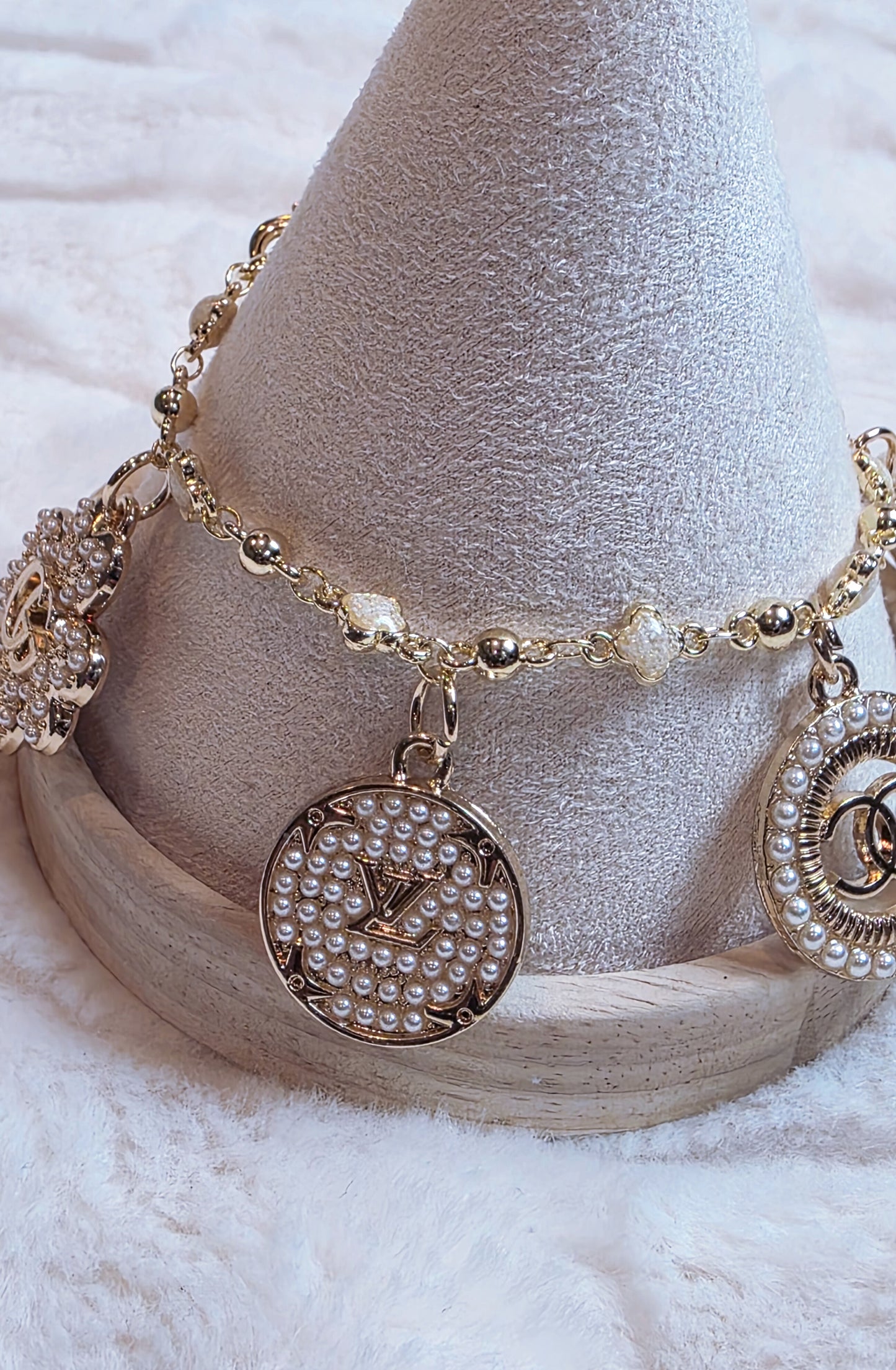 Four Times the Pearl Bracelet