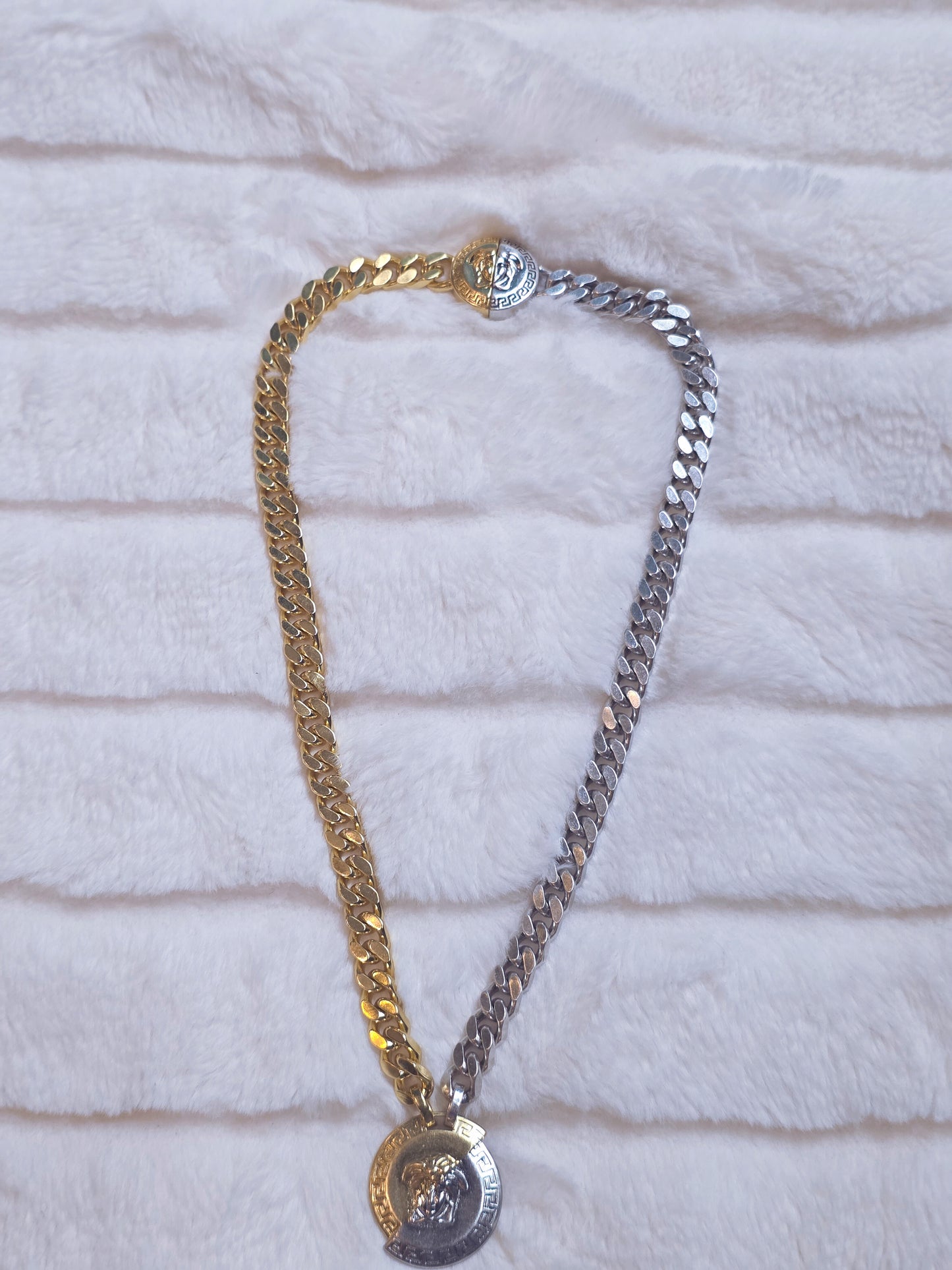 Double Toned Necklace