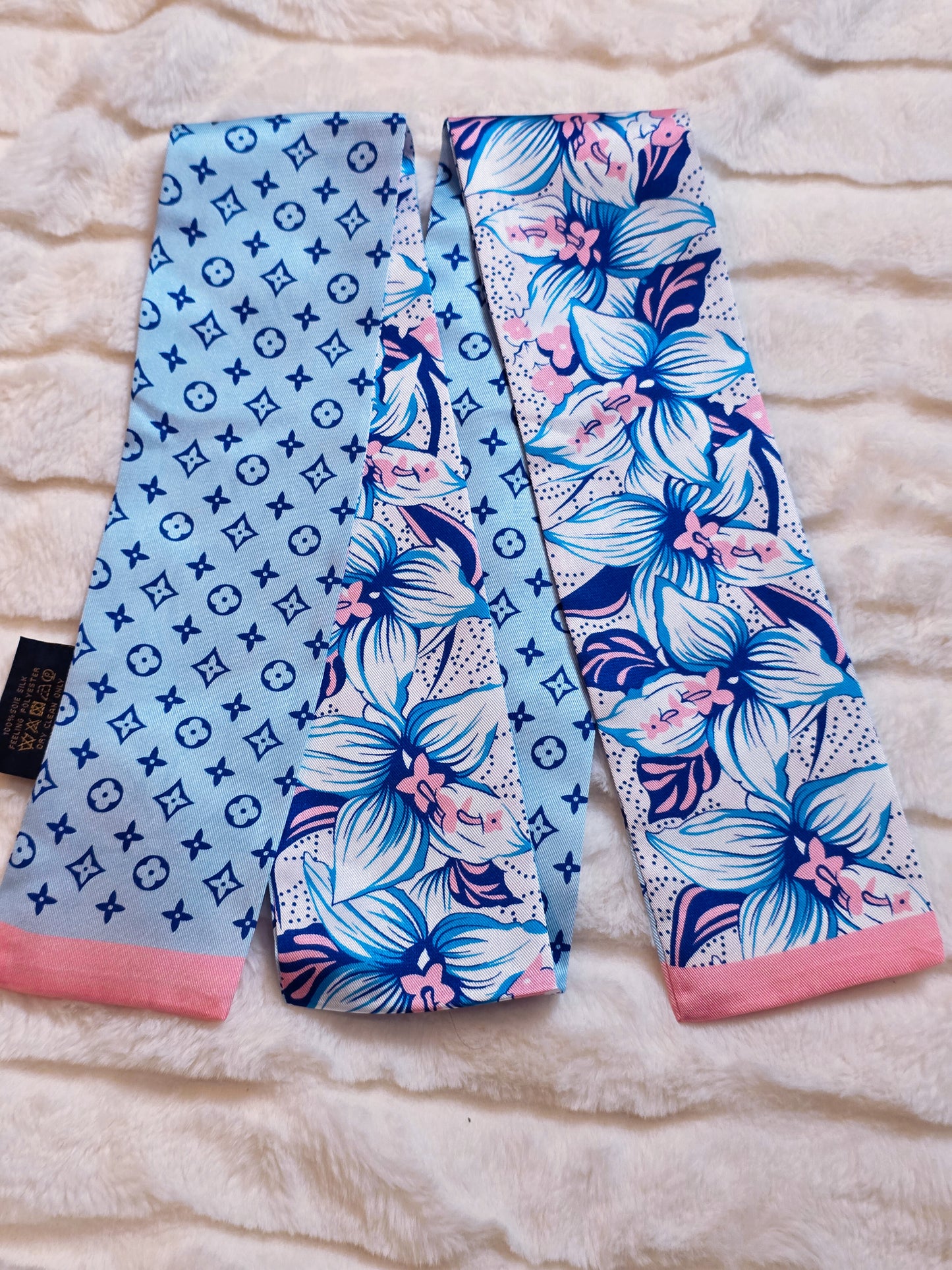 Sweet Blue Fashion Twilly