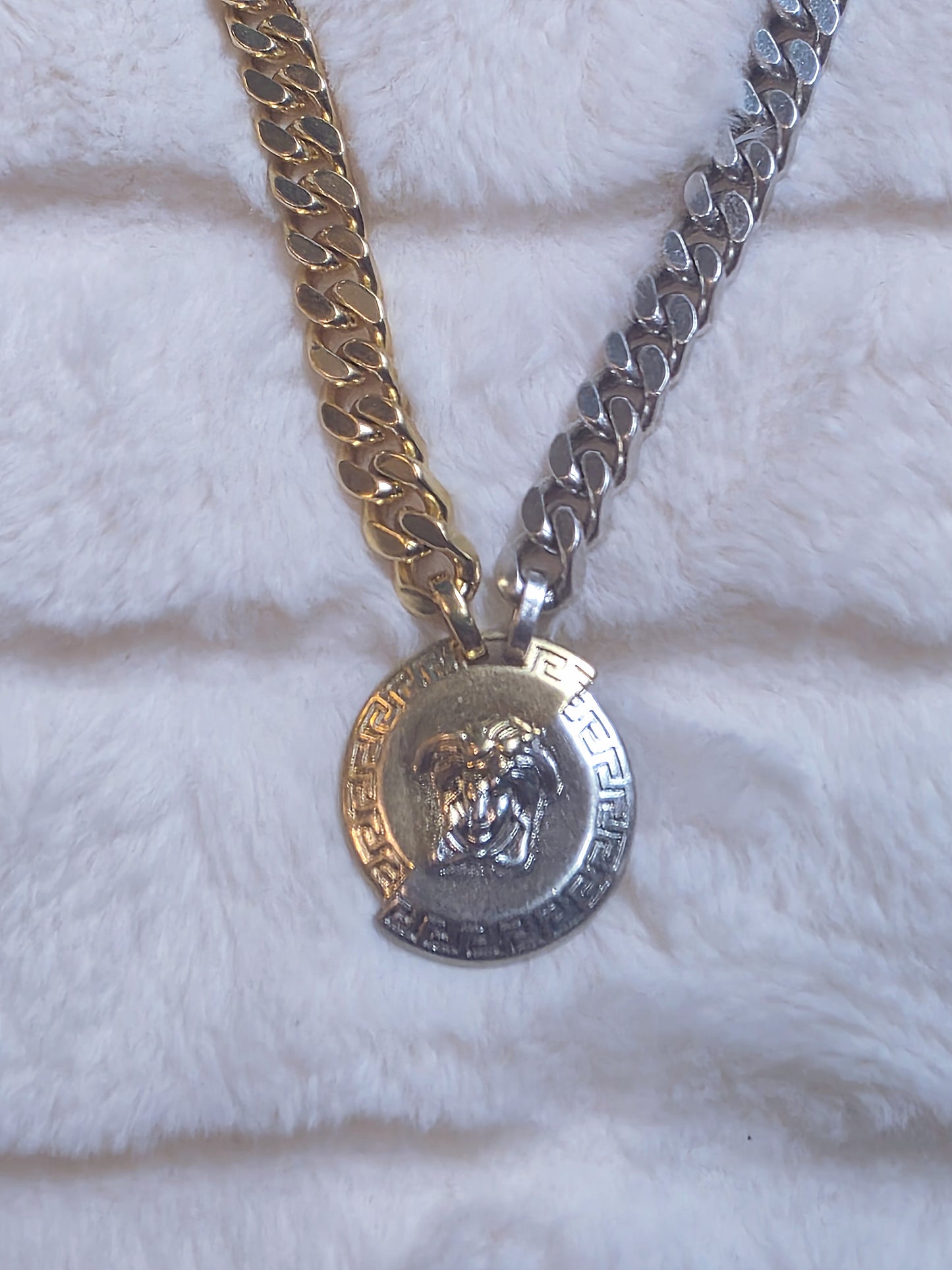 Double Toned Necklace