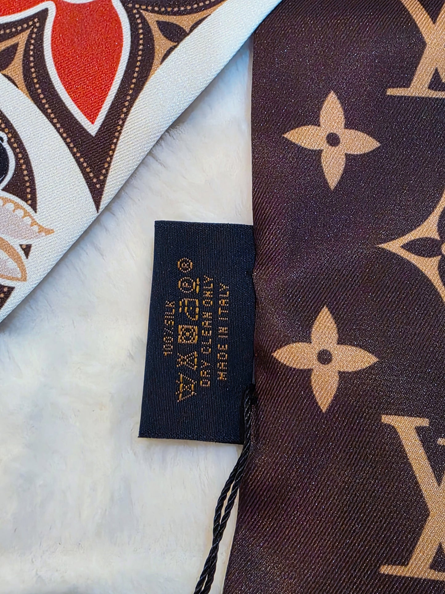 Luxury Silk Twilly