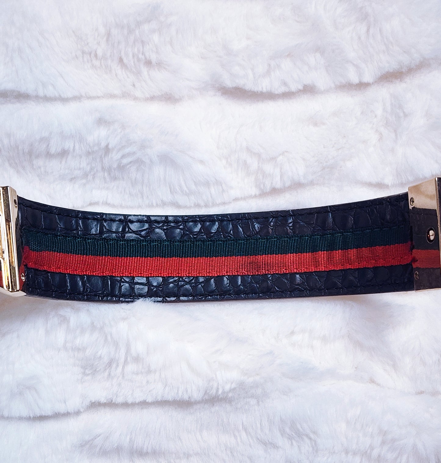 GG Closed Cuff Bracelet