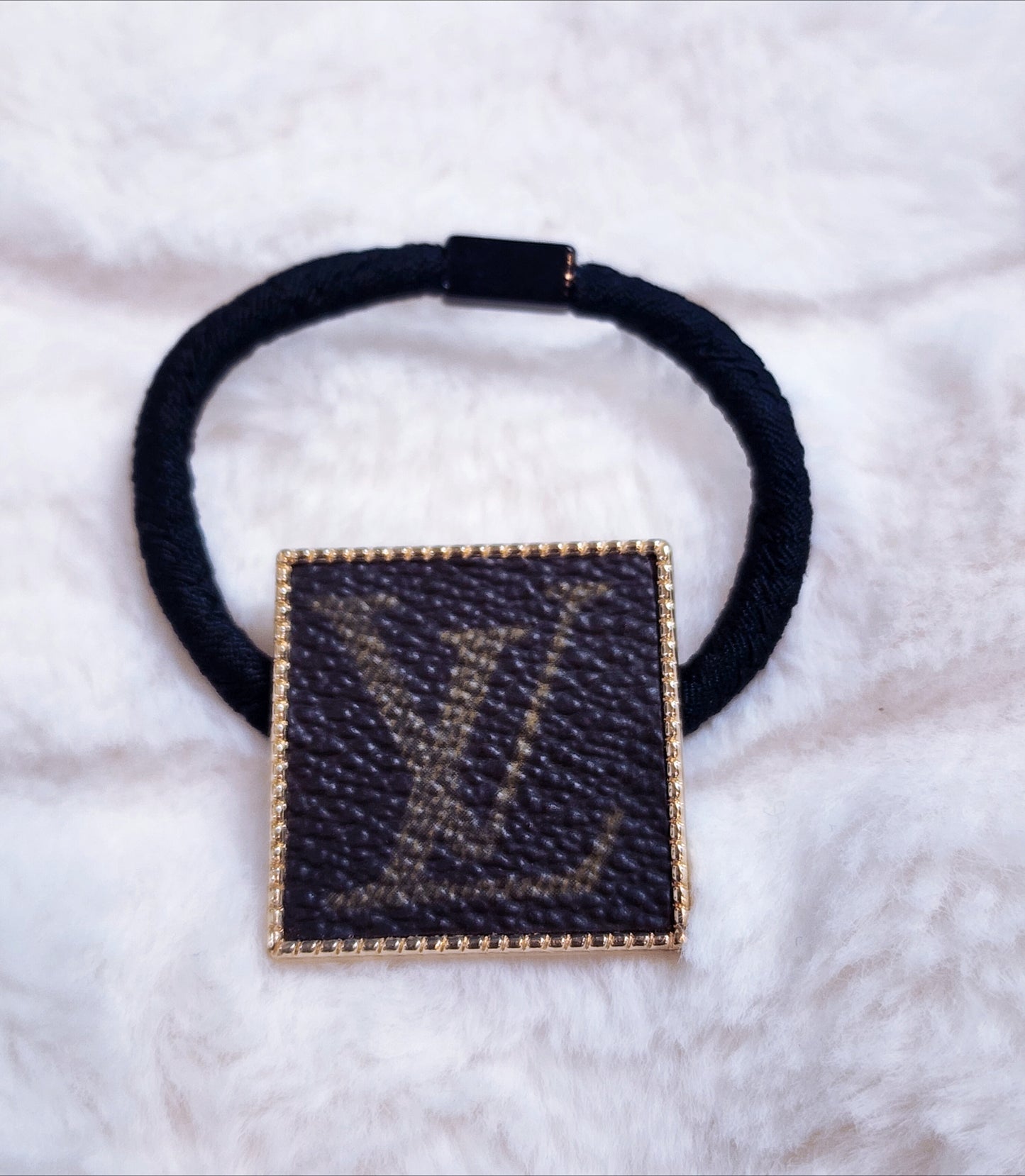 All Squared Up Hair Tie