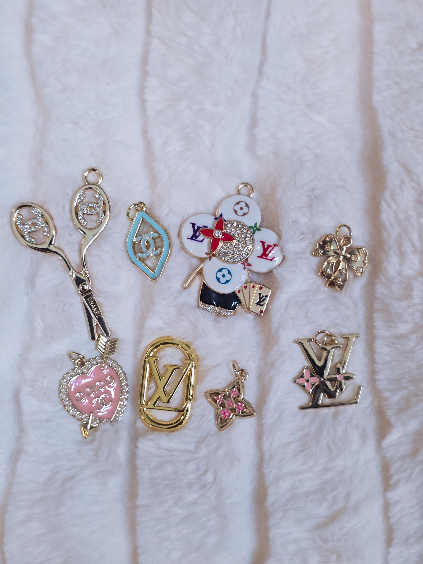Magnificent 8 Assorted Charm Bundle