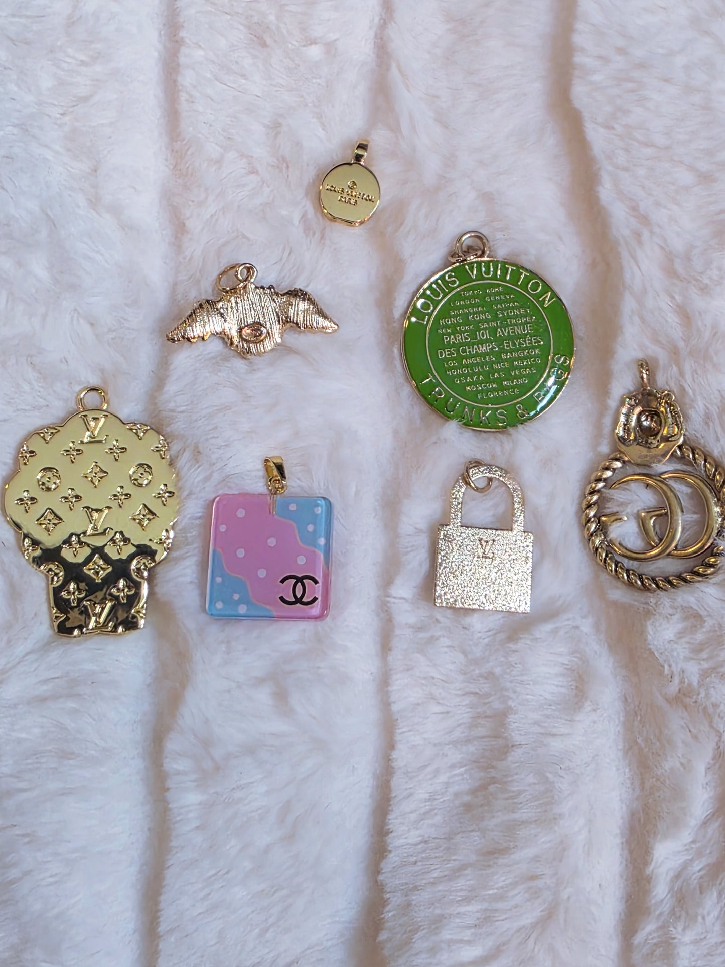 Magnificent 7 Assorted Charm Bundle