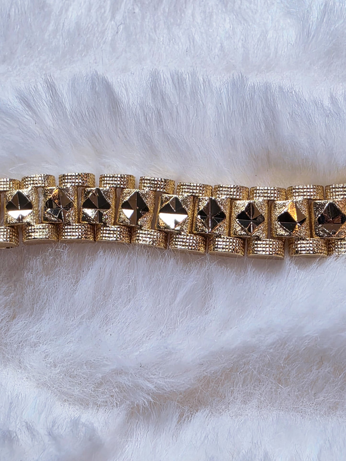 Gold Strutter Bracelet