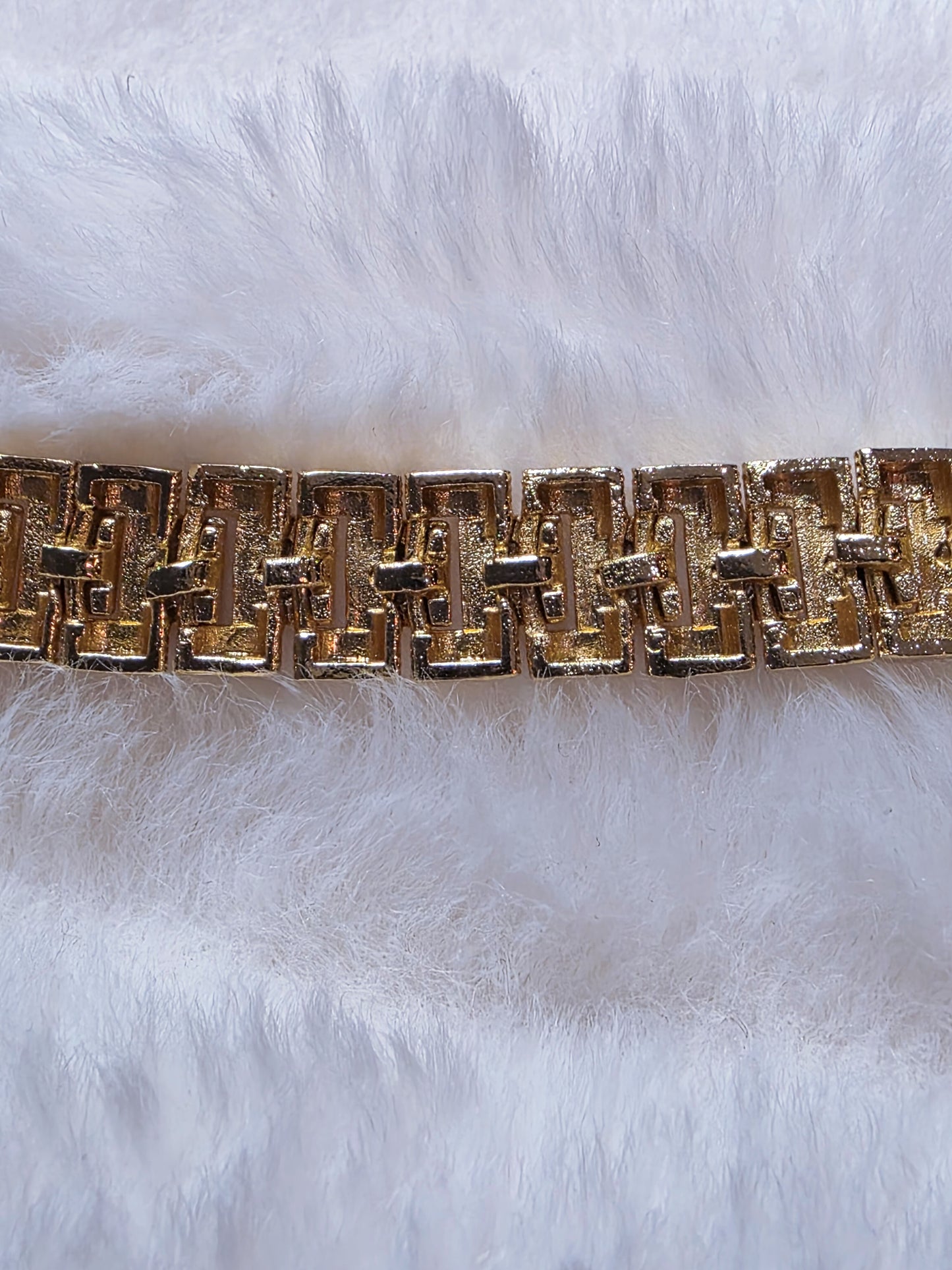 Gold Strutter Bracelet